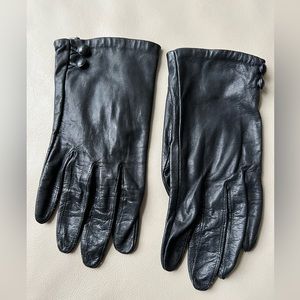 Black Leather Gloves - size 7 1/2